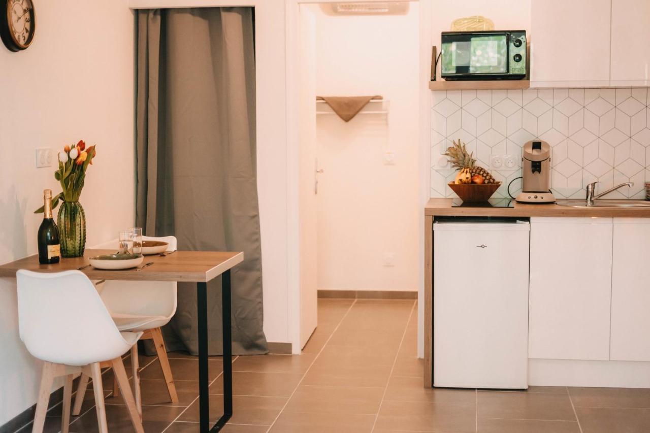 Franc-Bisontin - Unique ! 4 Logements Disponibles Besancon Ngoại thất bức ảnh