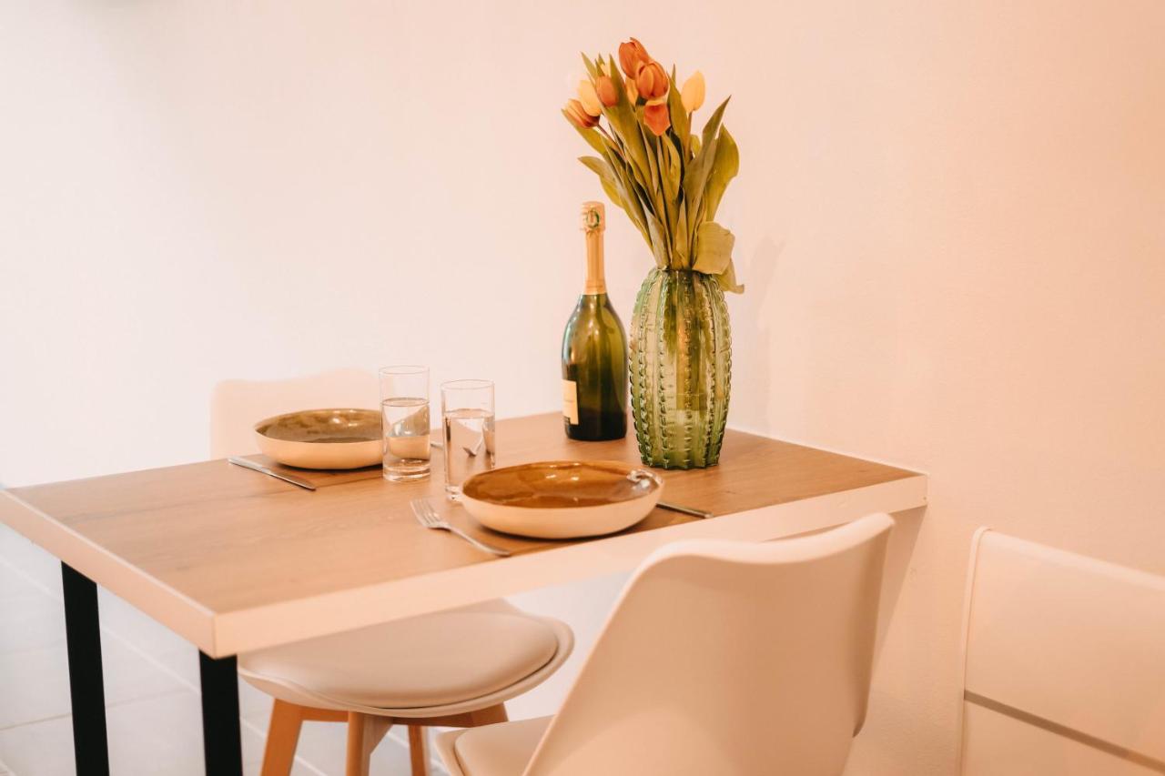 Franc-Bisontin - Unique ! 4 Logements Disponibles Besancon Ngoại thất bức ảnh