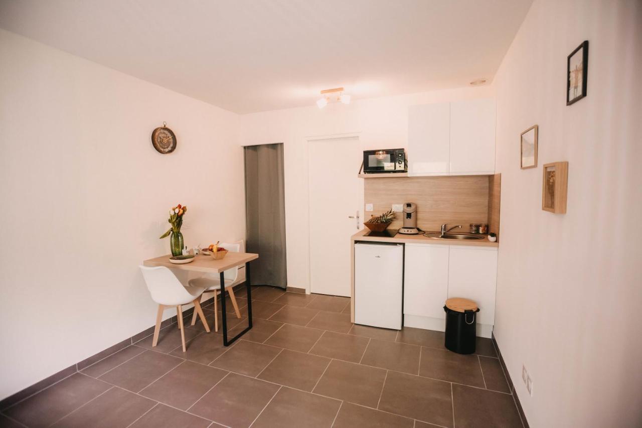 Franc-Bisontin - Unique ! 4 Logements Disponibles Besancon Ngoại thất bức ảnh